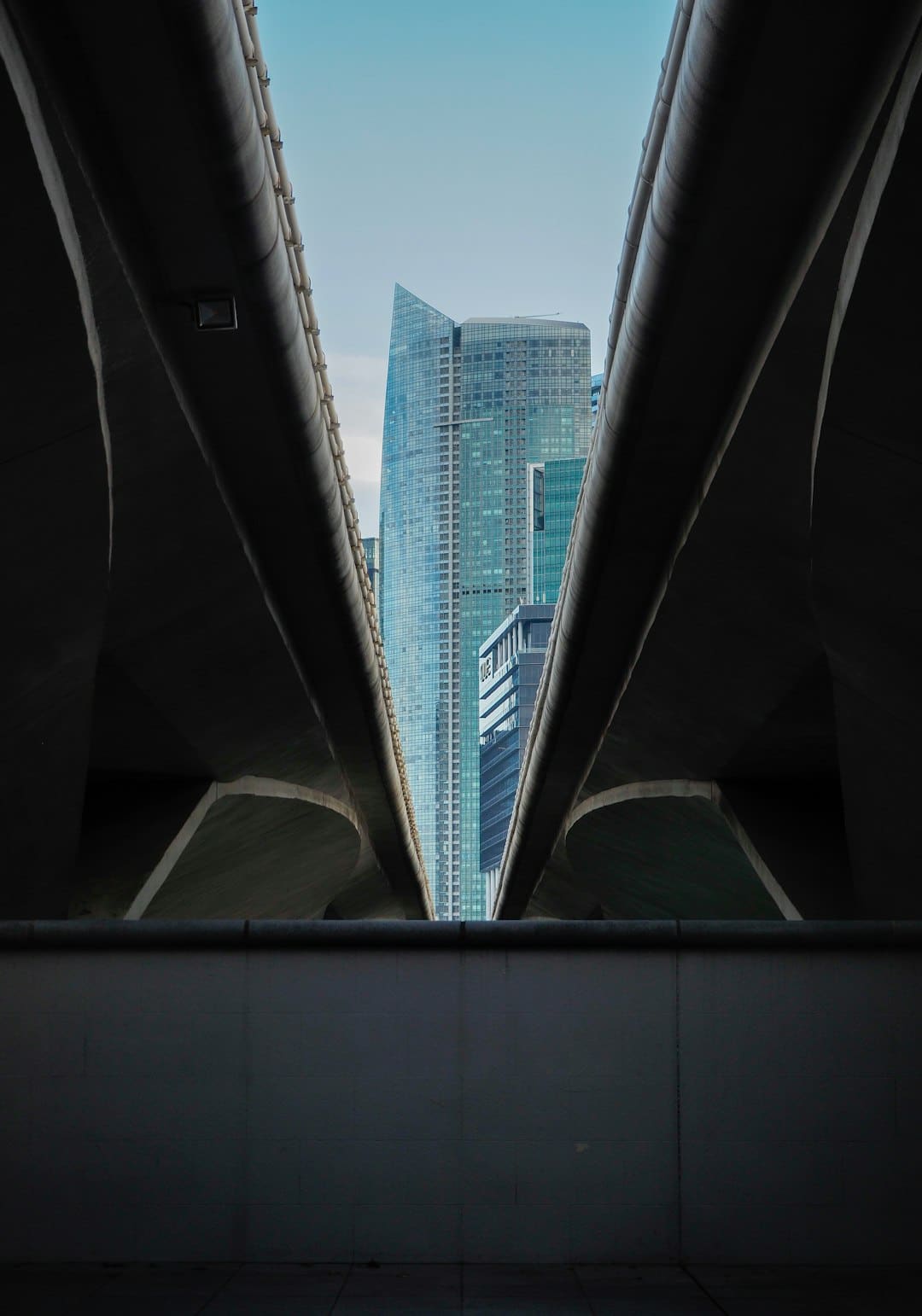 《一同探爱情》定档五一，全民观察员侦破浪漫暗码